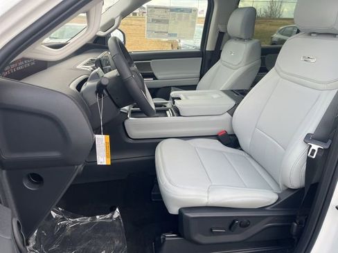 New 2025 Ford Expedition Max Platinum AWD/4WD image 16