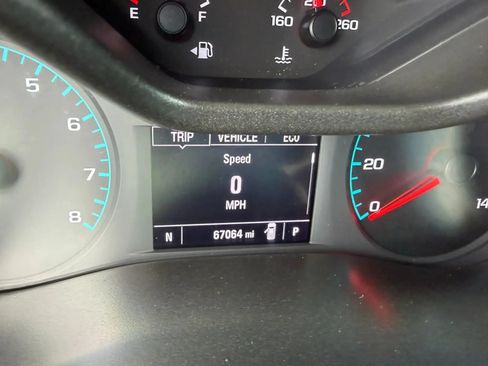 Used 2022 Chevrolet Colorado LT w/ Fleet Safety Package RWD image 18