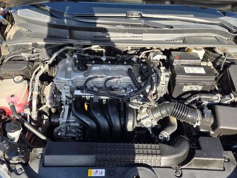 Used 2020 Toyota Corolla LE image 21