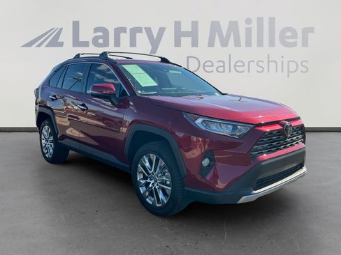 Certified 2021 Toyota RAV4 Limited FWD image 6