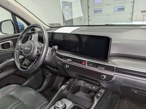 Certified 2025 Kia Sorento EX image 44