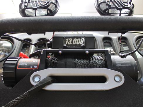 Used 2018 Jeep Wrangler Unlimited Sport S image 16