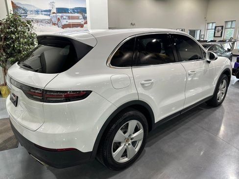Used 2019 Porsche Cayenne AWD/4WD image 26