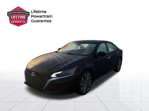 Used 2024 Nissan Altima 2.5 SL FWD image 1