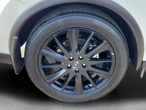 Used 2024 Nissan Murano SL image 7