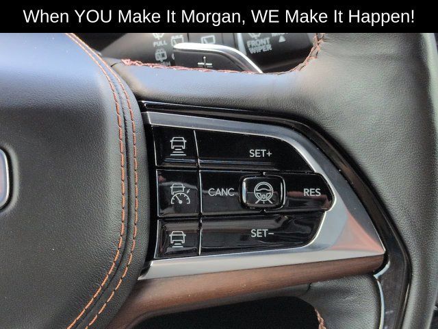 Used 2024 Jeep Grand Cherokee Summit AWD/4WD image 30