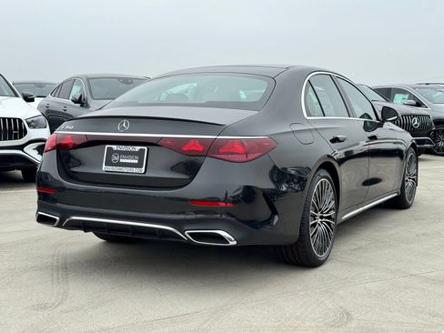 Used 2025 Mercedes-Benz E 350 Sedan image 11