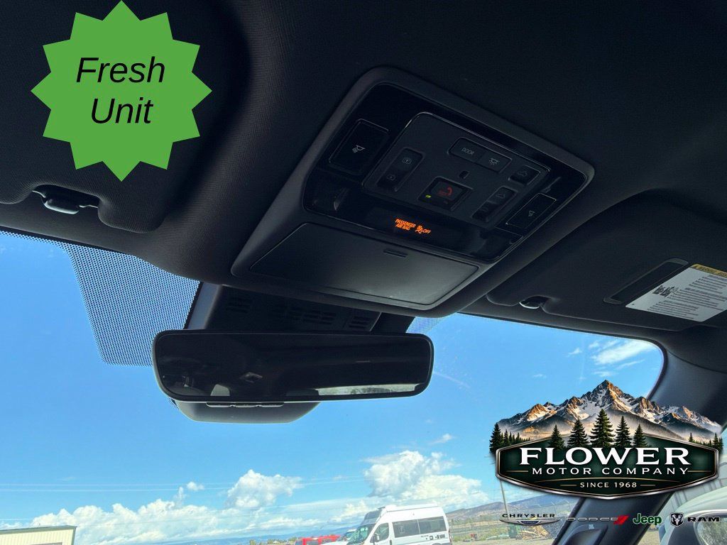 Used 2024 Toyota Grand Highlander AWD Hybrid image 19