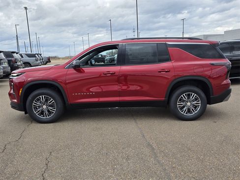 New 2026 Chevrolet Traverse LT w/ Driver Confidence Package image 4