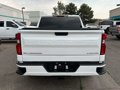 Used 2022 Chevrolet Silverado 1500 Custom w/ Safety Confidence Package AWD/4WD image 4