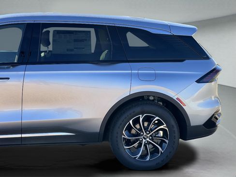 New 2026 Lincoln Nautilus Premier image 31