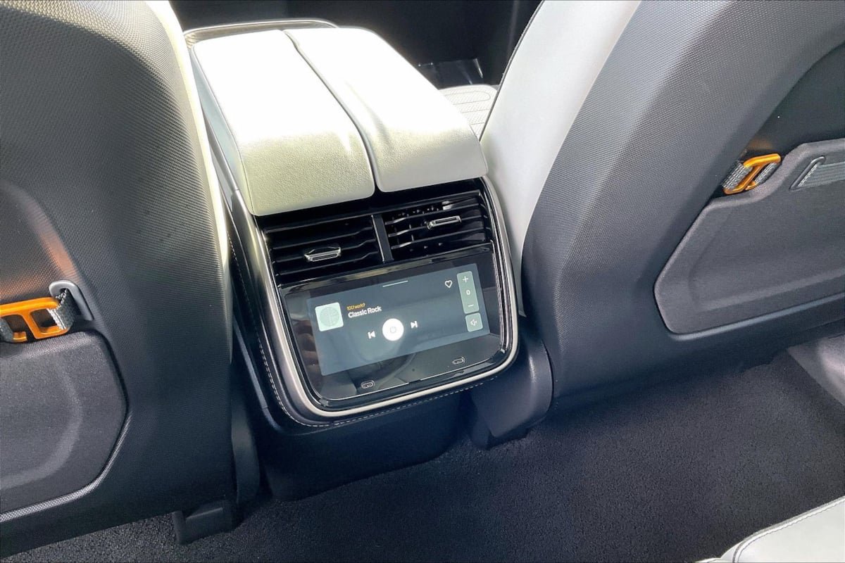 Used 2023 Rivian R1S Adventure Quad AWD/4WD image 30