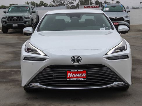 New 2025 Toyota Mirai XLE image 2