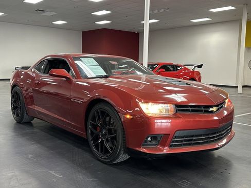 Used 2014 Chevrolet Camaro SS image 8