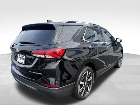 Used 2022 Chevrolet Equinox Premier AWD/4WD image 13