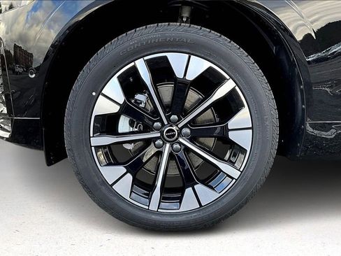 New 2026 Volvo XC60 B5 Plus w/ Protection Package Premier image 12