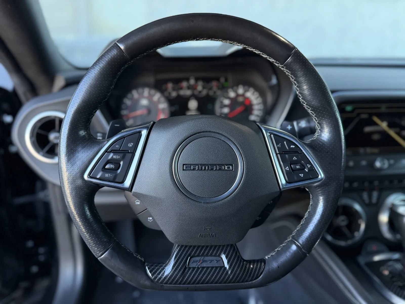 Used 2017 Chevrolet Camaro SS RWD image 21