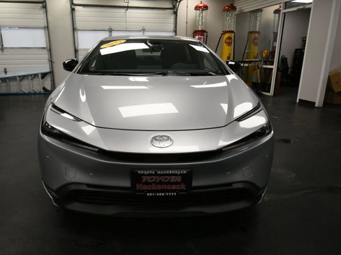 Certified 2024 Toyota Prius LE image 2