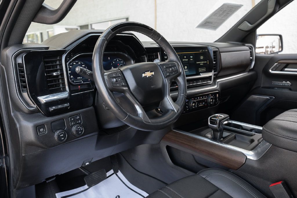Used 2024 Chevrolet Silverado 1500 High Country RWD image 20