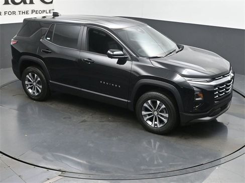 New 2026 Chevrolet Equinox LT image 16