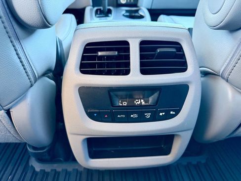 Used 2016 Honda Pilot EX-L image 39