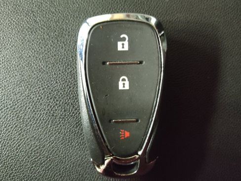 Used 2020 Chevrolet Equinox LT FWD image 32