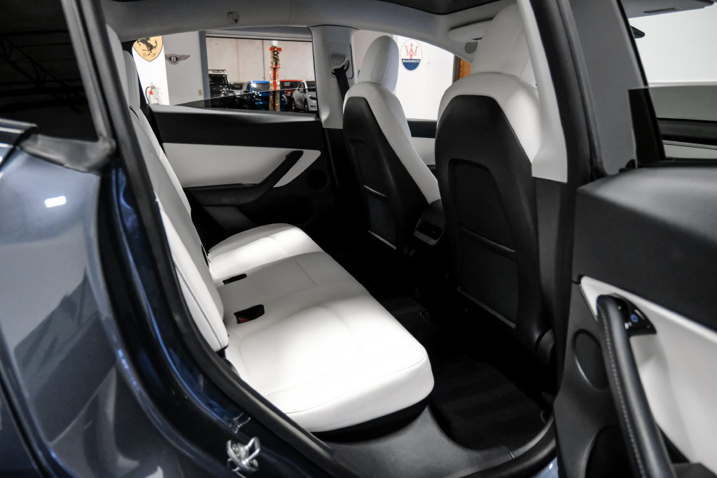 Used 2021 Tesla Model Y Long Range AWD/4WD image 41