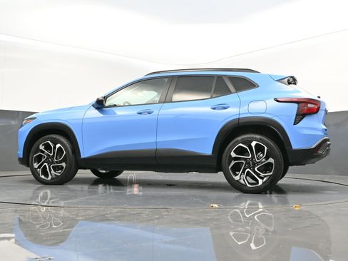 Certified 2024 Chevrolet Trax RS w/ Sunroof Package image 39