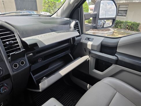 Used 2017 Ford F450 XL w/ Power Equipment Group AWD/4WD image 24