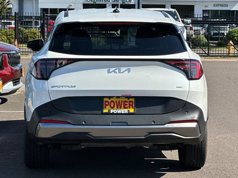 Certified 2026 Kia Sportage S AWD/4WD image 5