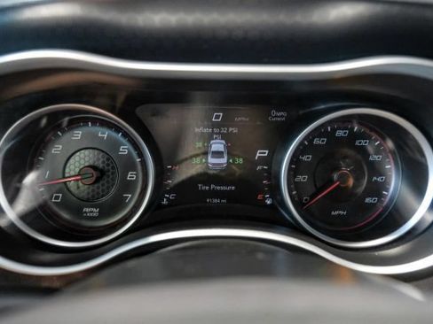 Used 2017 Dodge Charger R/T RWD image 29