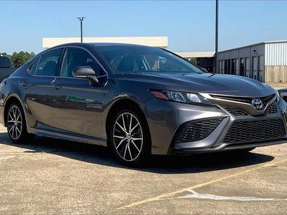 Used 2023 Toyota Camry SE