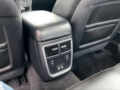 Used 2021 Dodge Charger SXT w/ Leather Interior Group image 33