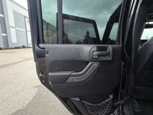Used 2014 Jeep Wrangler Unlimited Sport w/ Quick Order Package 24S AWD/4WD image 14