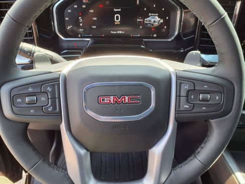 New 2026 GMC Sierra 1500 SLT w/ SLT Premium Plus Package AWD/4WD image 9