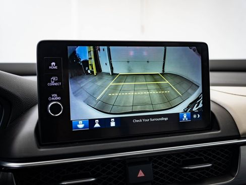 Certified 2025 Acura ADX A-Spec image 30