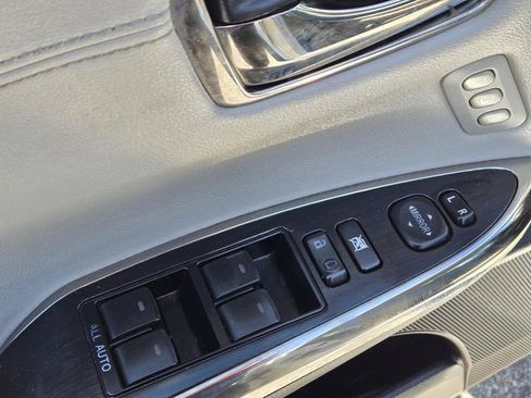 Used 2014 Toyota Avalon XLE Touring FWD image 13