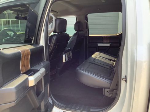 Used 2018 Ford F150 Lariat w/ Equipment Group 501A Mid AWD/4WD image 16