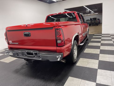 Used 2007 Chevrolet Silverado 1500 LT w/ Extended Cab Value Package image 5