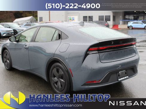 Used 2024 Toyota Prius LE image 8