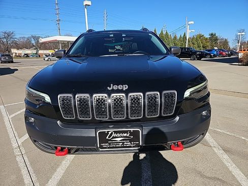 Used 2019 Jeep Cherokee Trailhawk w/ Comfort/Convenience Group image 5