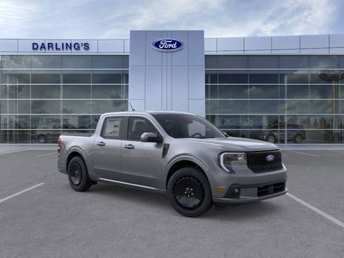 New 2026 Ford Maverick Lobo image 7