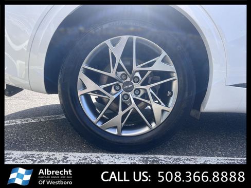 Used 2022 Genesis GV70 2.5T w/ Select Package AWD/4WD image 35