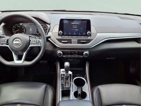 Certified 2023 Nissan Altima 2.5 SR FWD image 13