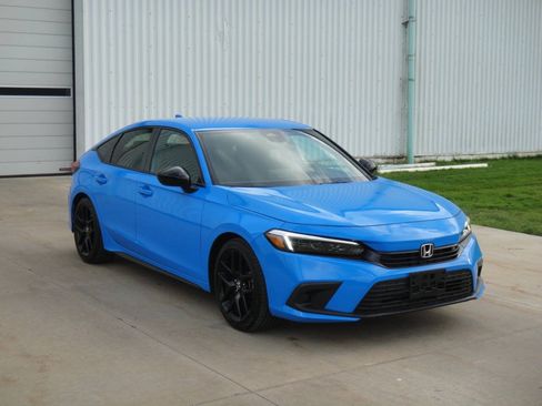 Used 2022 Honda Civic Sport image 4