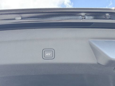 New 2026 GMC Yukon Elevation w/ LPO, Floor Liner Package RWD image 20