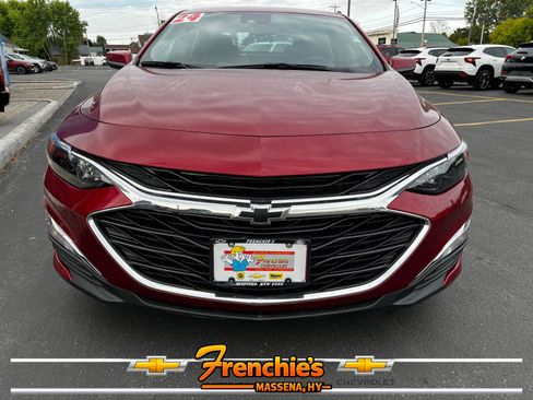 Used 2024 Chevrolet Malibu RS FWD image 2