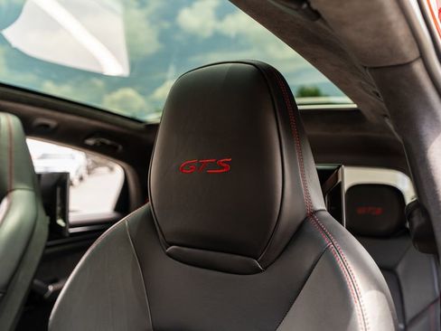 Used 2021 Porsche Cayenne GTS AWD/4WD image 35