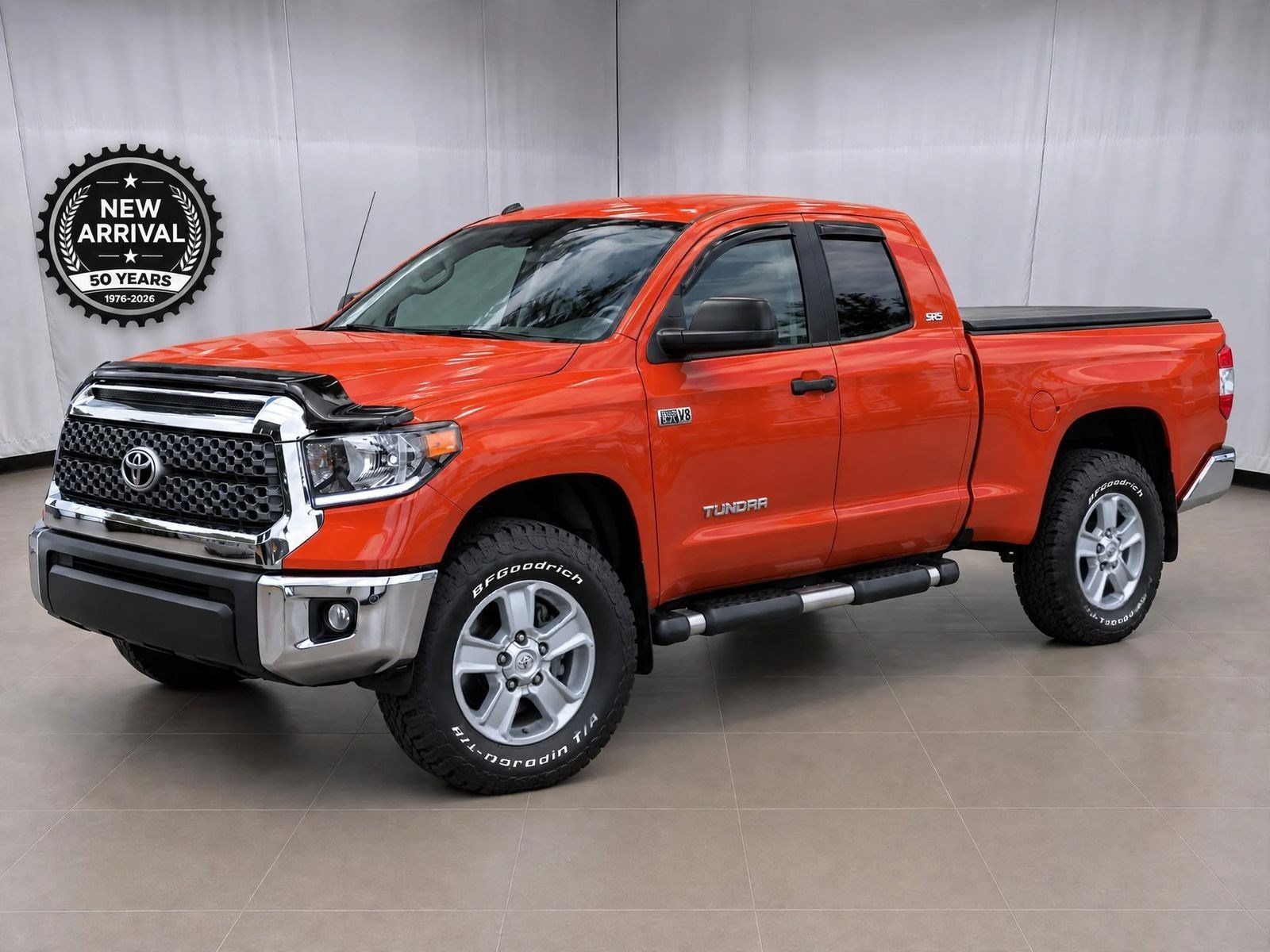 Used 2018 Toyota Tundra SR5 AWD/4WD image 2