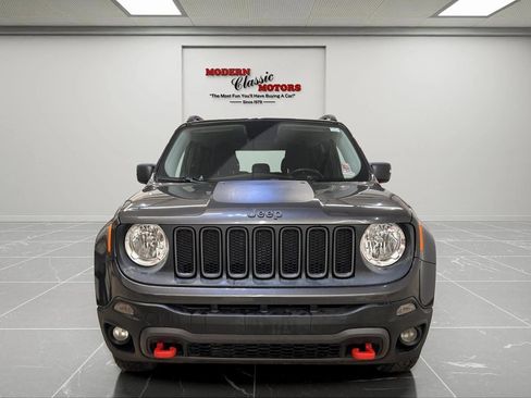 Used 2017 Jeep Renegade Trailhawk image 2